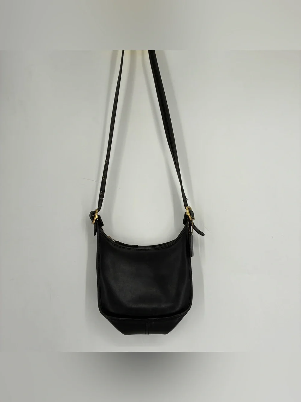 COACH Vintage Janice Ricardi-Desantos Legacy Crossbody Bag Purse 9950 Black
